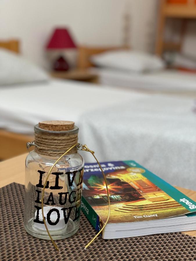 Rooms Deny Мостар Экстерьер фото
